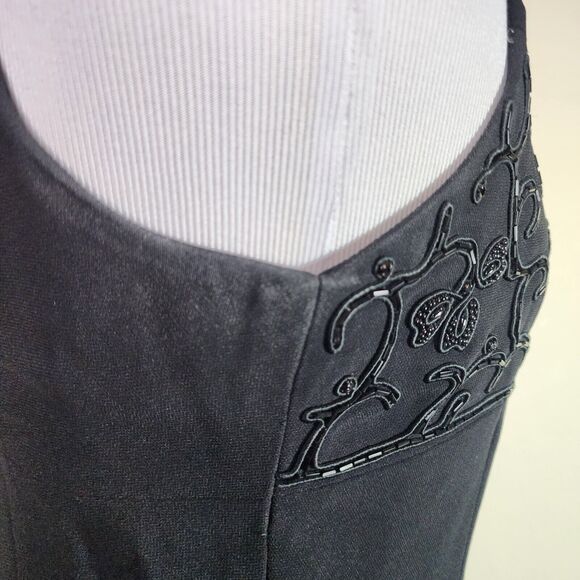 Petite Sophisticate Dress Size 4P Black Sleeveless Sheath Dress Beaded - Picture 4 of 8